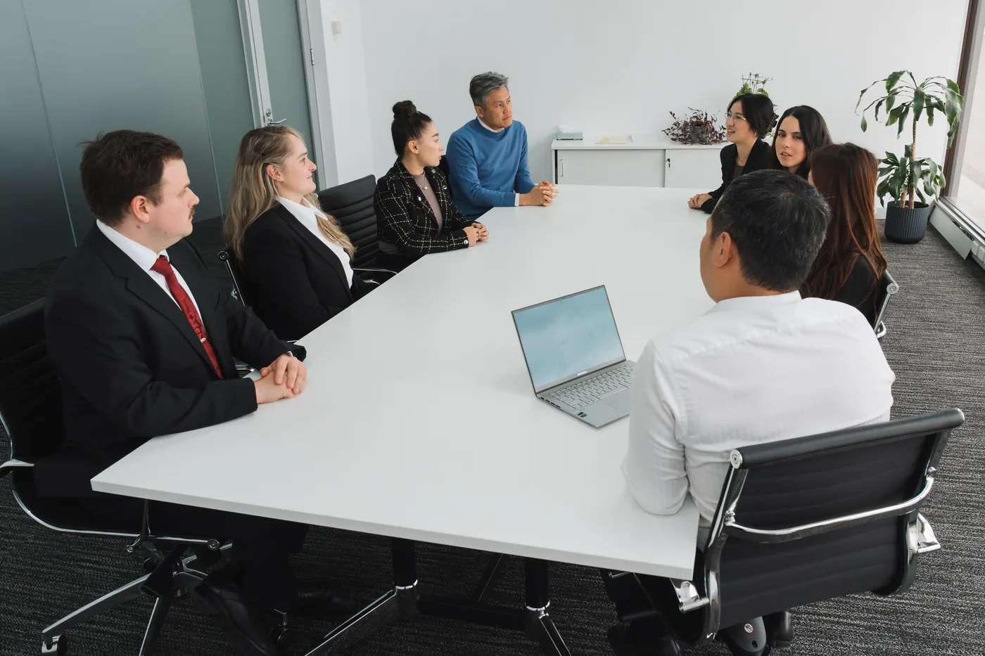 Visa Plan Lawyers in a case strategy meeting